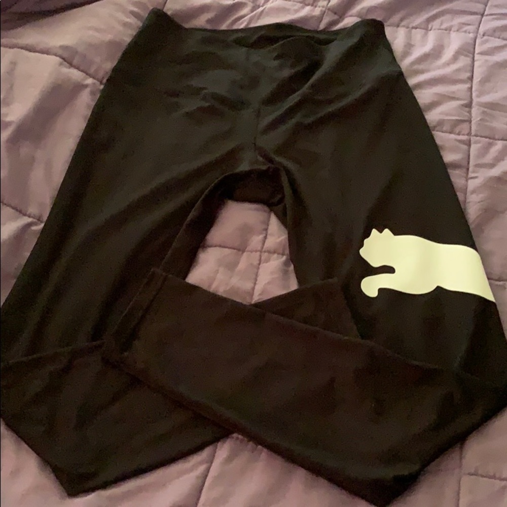 Puma leggings size medium
